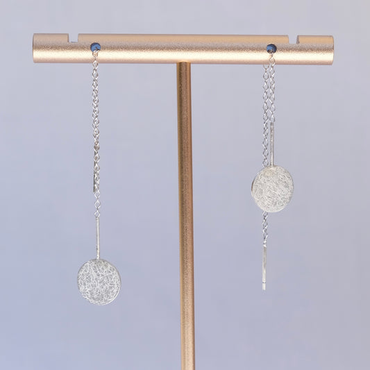 Dot earrings