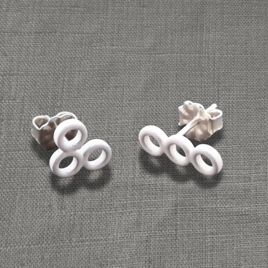 Left right studs - White
