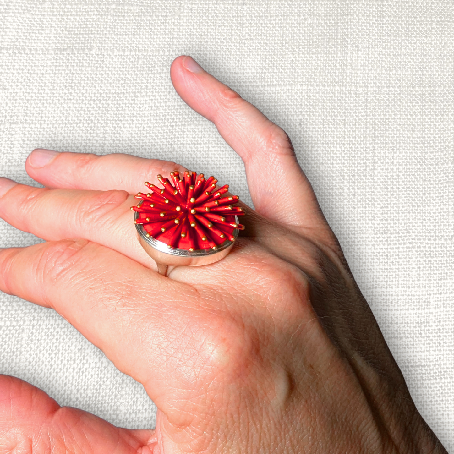 Spike ring - Red